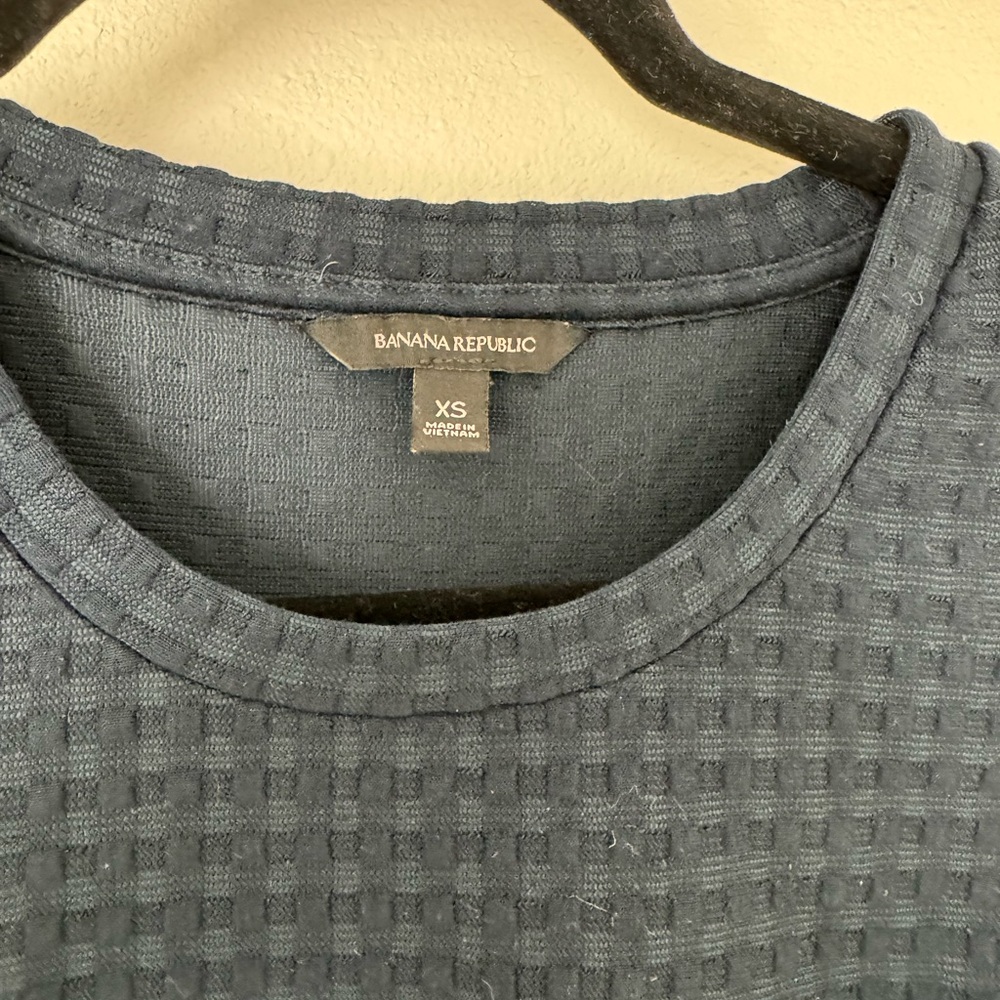Banana Republic Blue Boxy Sleeveless Tank Top - Picture 3 of 4